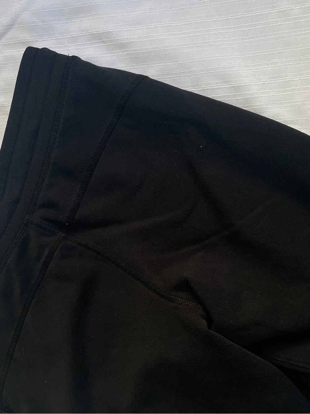 ALO Yoga Black Joggers size XS